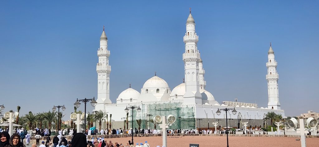 Quba Mosque Medina, Saudi Arabia religious landmark